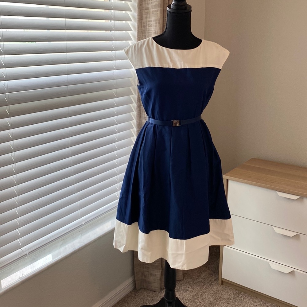 SINCLAIRE 10 DRESS⭐️⭐️